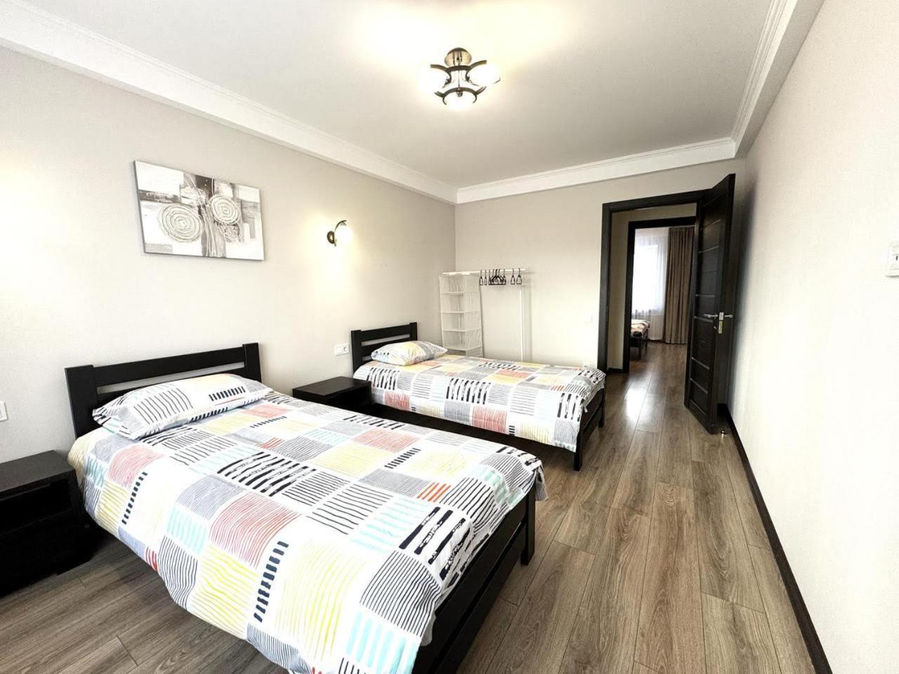 Artal Apartment On Obolonskyi Avenue 16A, 2 Bedroom Kiev Ngoại thất bức ảnh