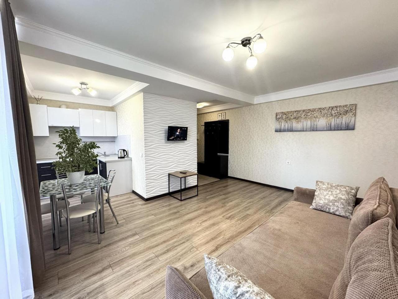 Artal Apartment On Obolonskyi Avenue 16A, 2 Bedroom Kiev Ngoại thất bức ảnh