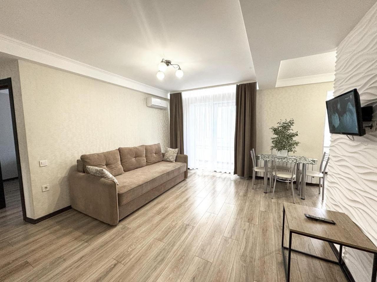 Artal Apartment On Obolonskyi Avenue 16A, 2 Bedroom Kiev Ngoại thất bức ảnh