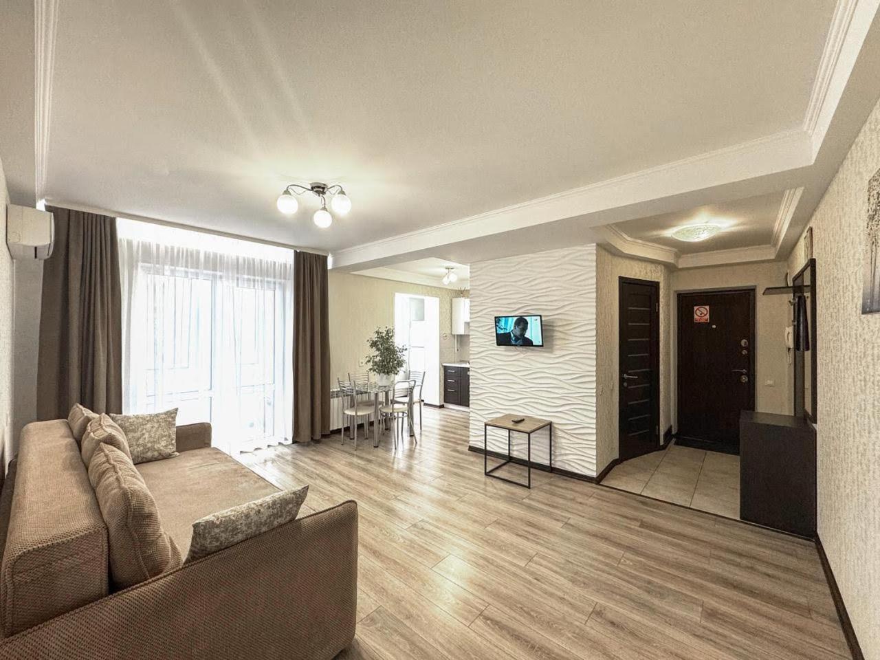 Artal Apartment On Obolonskyi Avenue 16A, 2 Bedroom Kiev Ngoại thất bức ảnh